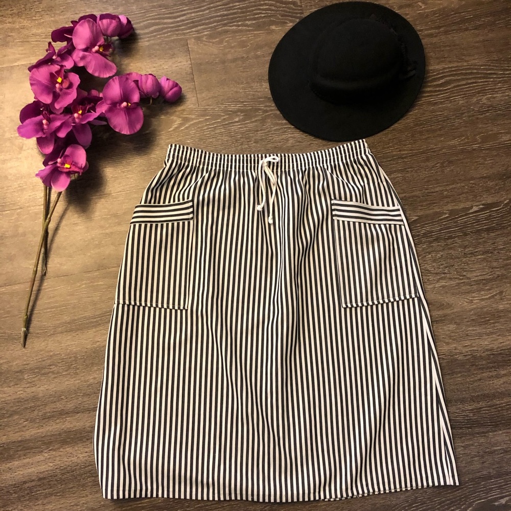 RARE VINTAGE PLUS SIZE SKIRT